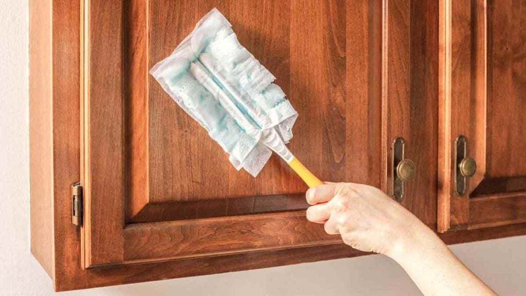 How To Remove Sticky Grease Off Wood Kitchen Cabinets The Right Way
